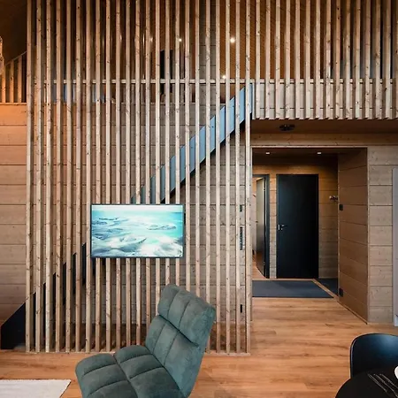 Atmospheric In A Mountain Landscape Villa *